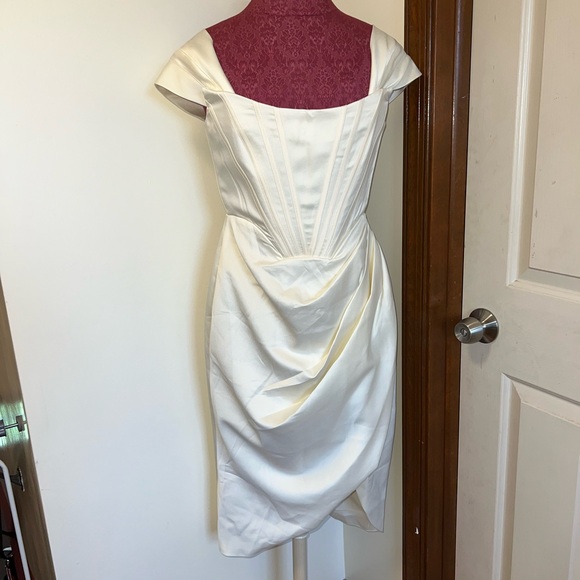 Beulah Ivory Cream Off-The-Shoulder Corset Midi Dress (Size Large) - NWT 💍✨ - Picture 3 of 9